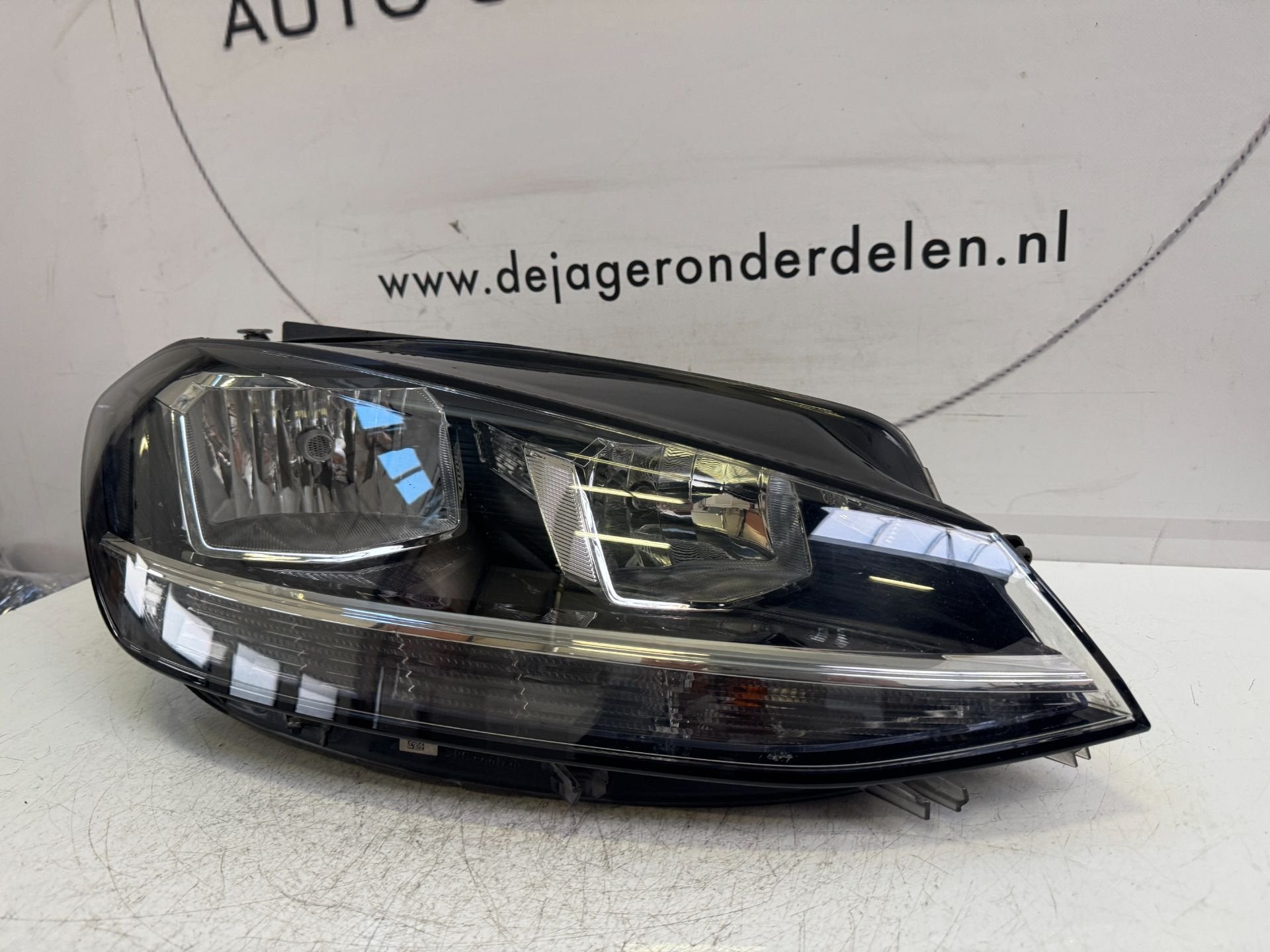 VW 5G GOLF VII 7.5 H7 LED KOPLAMP RECHTS 5G1941006D, Auto-onderdelen, Verlichting, Gebruikt, Volkswagen, Volkswagen AG, Berliner Ring 2
38440  Wolfsburg, DE