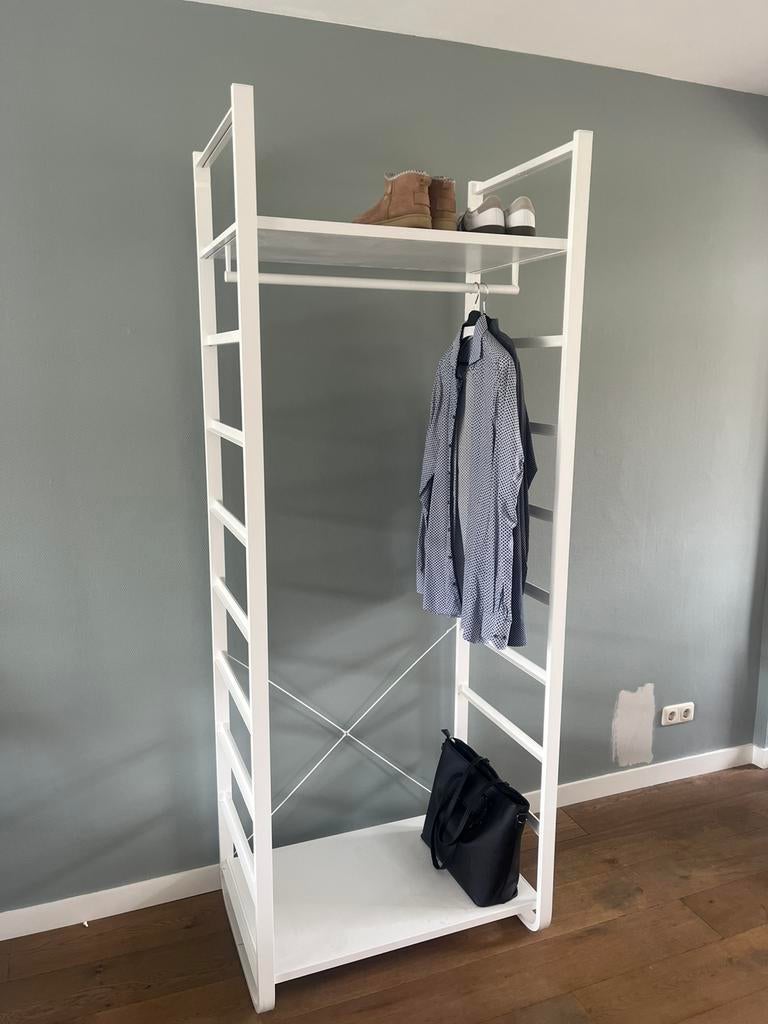 Elvarli Kledingkast IKEA, Huis en Inrichting, Ophalen, 100 tot 150 cm, Zo goed als nieuw, 150 tot 200 cm