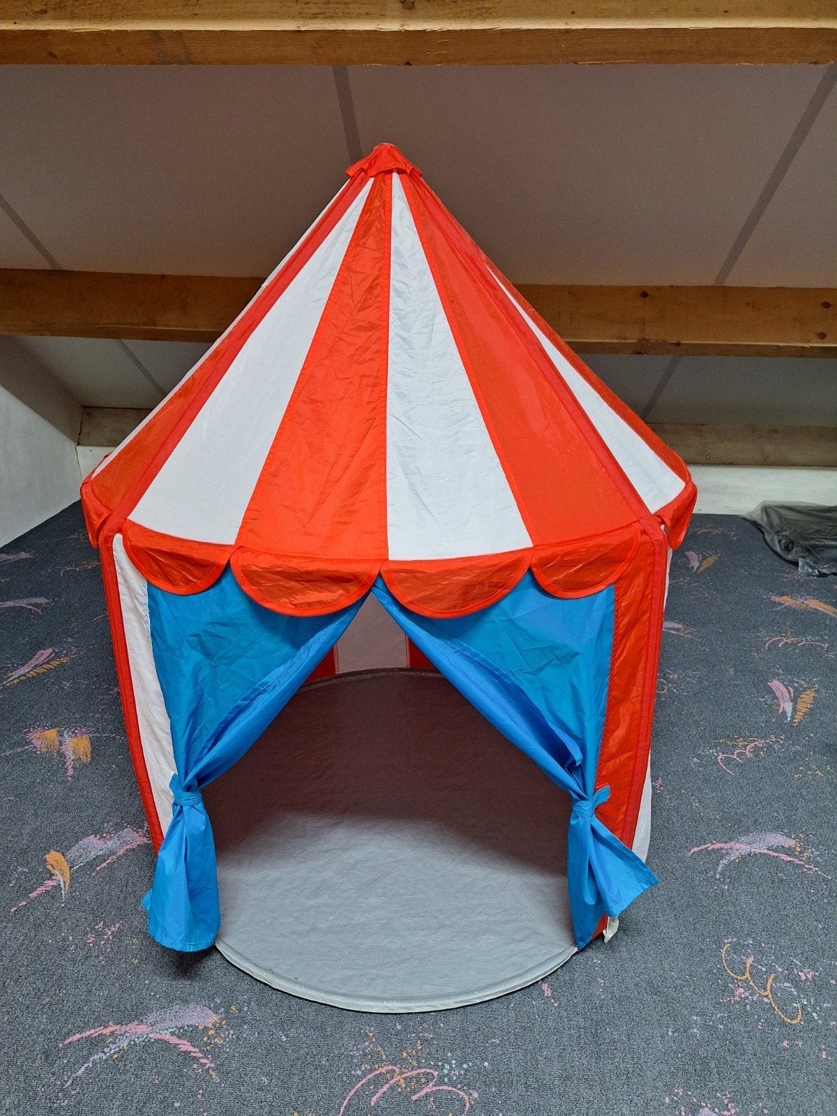 Speeltent, Ophalen, Zo goed als nieuw
