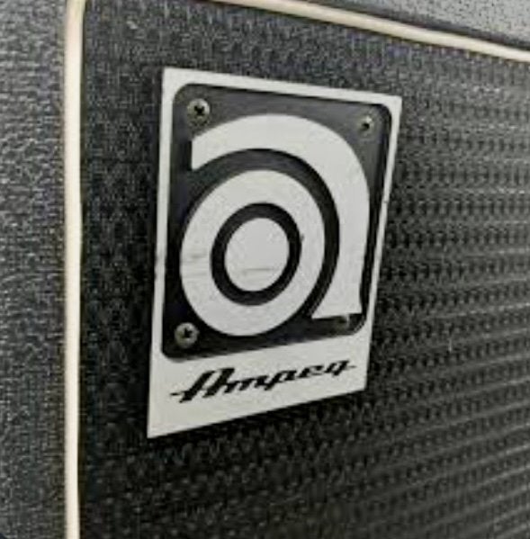 Ampeg 15E SVT Speakerbox, Ophalen of Verzenden, Zo goed als nieuw, Minder dan 500 watt
