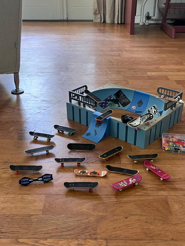Grote set Tech Deck fingerboards en skatepark, Kinderen en Baby's, Speelgoed | Overig, Ophalen of Verzenden, Gebruikt, Jongen of Meisje