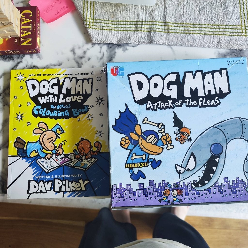 Dogman bordspel en kleurboek Engels, Boeken, Ophalen of Verzenden