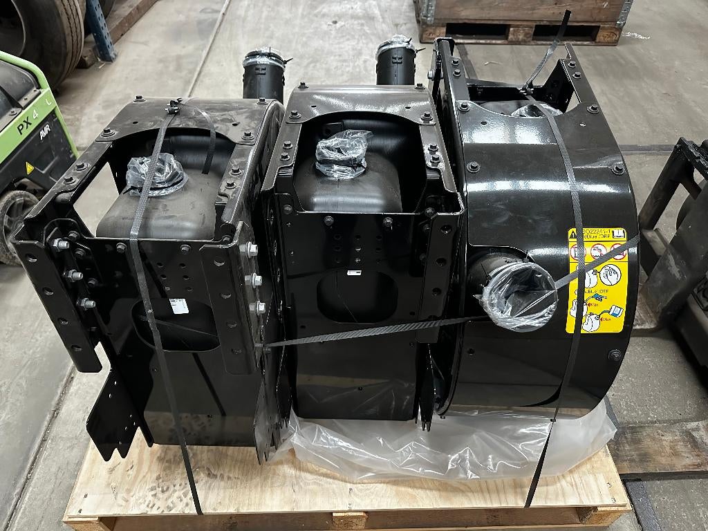 3x Adblue Tank 70Liter (Volvo Penta), Auto-onderdelen, Ophalen, Nieuw, Volvo, Brandstofsystemen