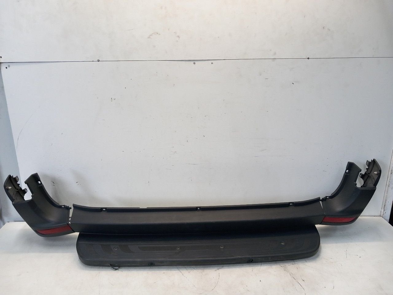 Bumper achter Mercedes-Benz Sprinter, Onderdelen@venauto.nl, Van der Ven Autorecycling B.V., Gebruikt, Ettenseweg 76, 4706 PB Roosendaal, The Netherlands