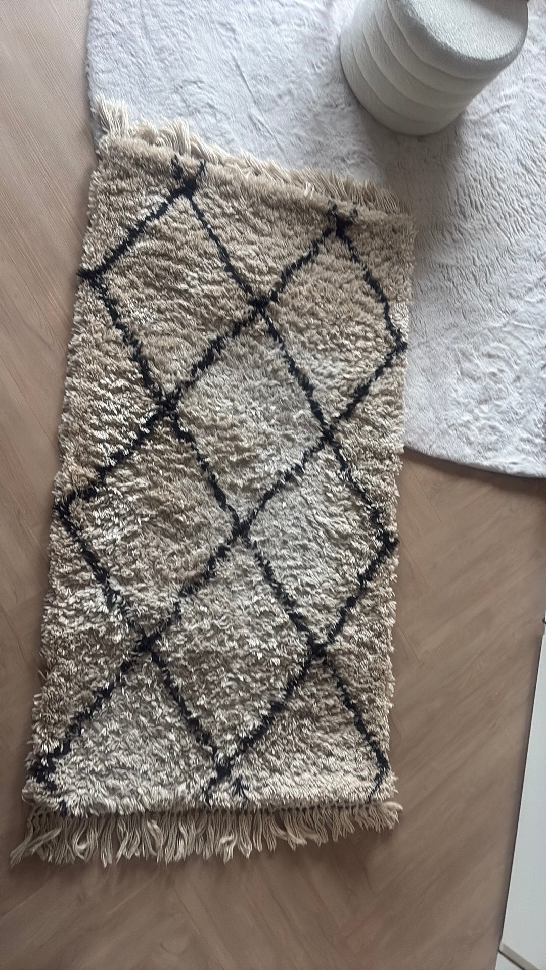 Westwing handgetuft vloerkleed B 85x155 H geruit patroon, Ophalen, Zo goed als nieuw, Rechthoekig