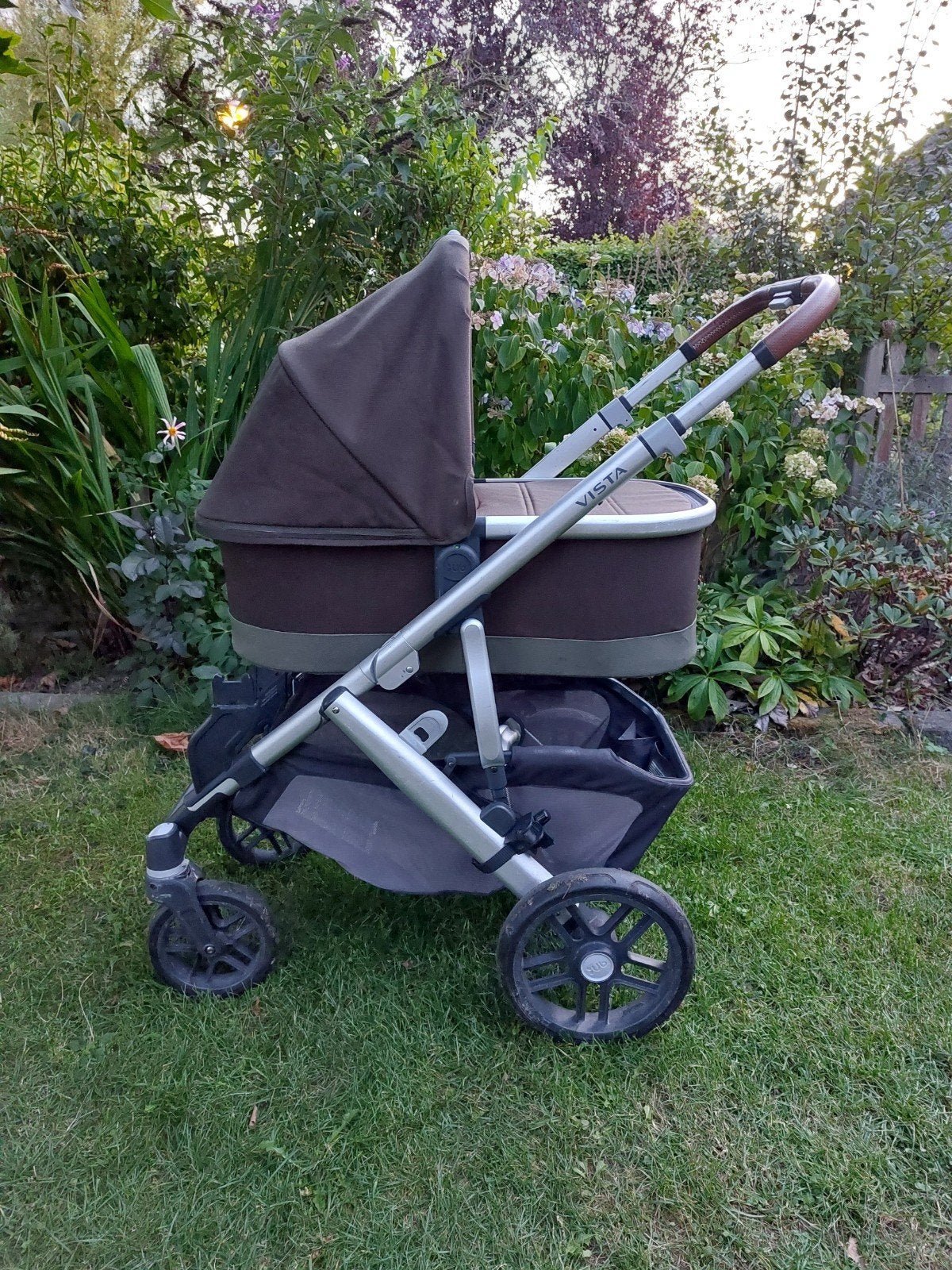 UPPAbaby Vista V2 Combiwagen met Reiswieg en Zitje, Gebruikt, Combiwagen, Verstelbare duwstang, Ophalen