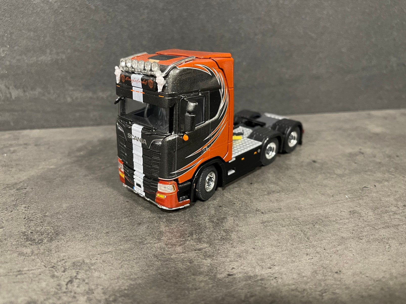 Dikke WSI Scania sleepastrekker “ Englafrakt “ b keus model, Ophalen of Verzenden, Zo goed als nieuw, Bus of Vrachtwagen, Wsi