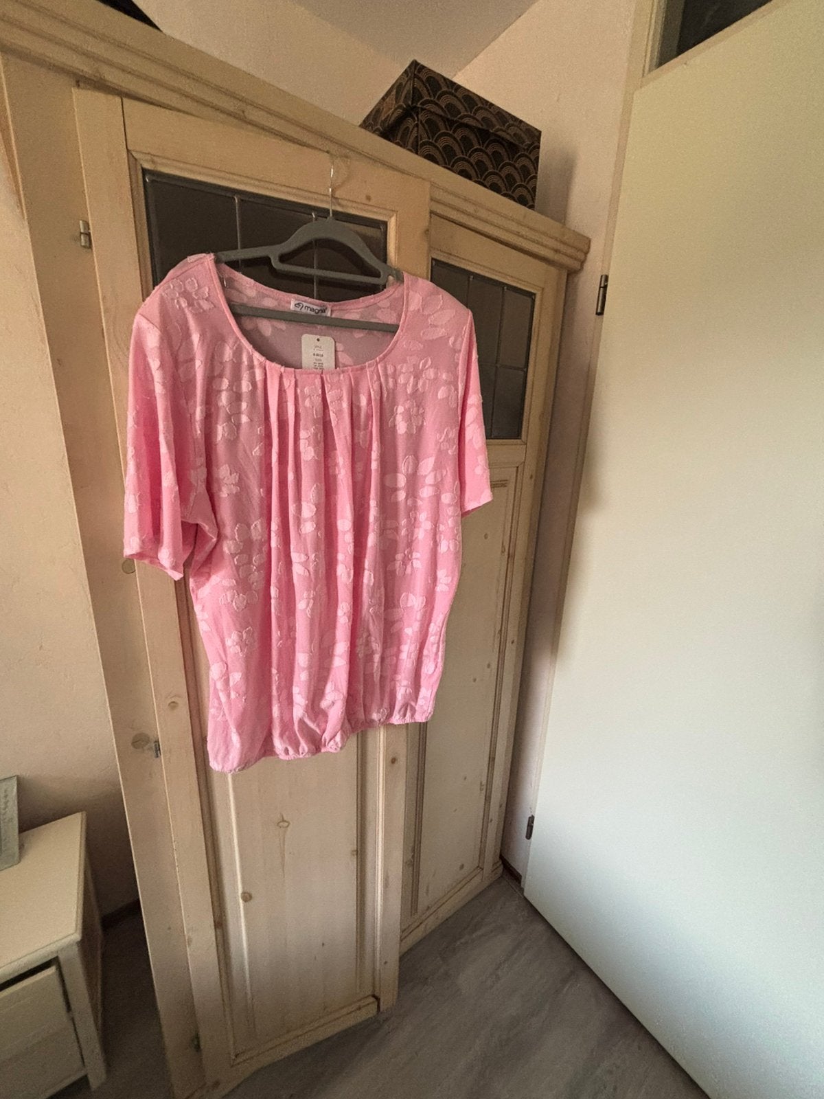 Nieuwe lichtroze ballontop Magna maat 48-50, Ophalen of Verzenden, Nieuw, Maat 46/48 (XL) of groter, Roze