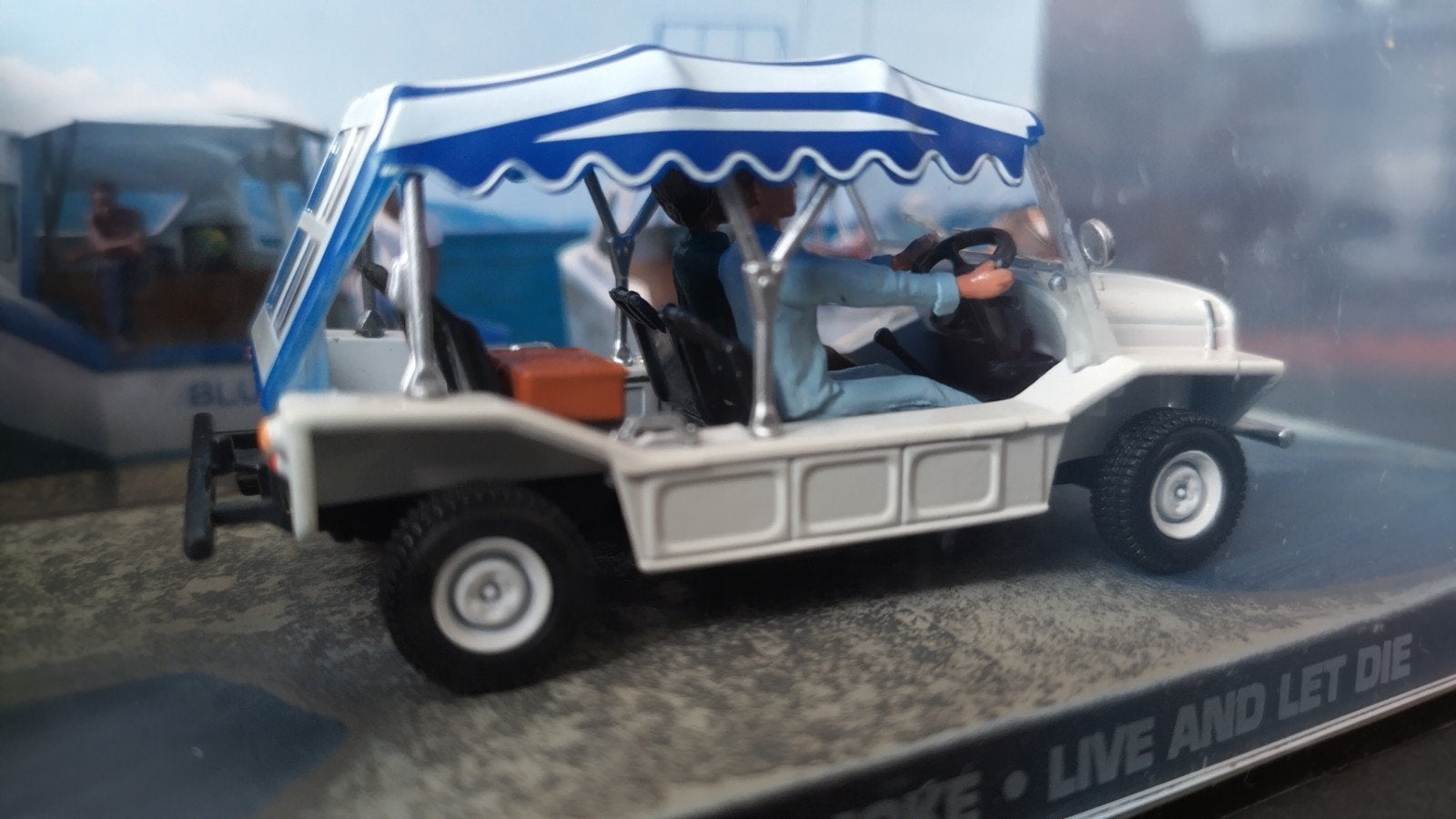 Mini Moke 1:43 James Bond 007 Live and let Die Pol, Overige merken, Auto, Verzenden, Nieuw