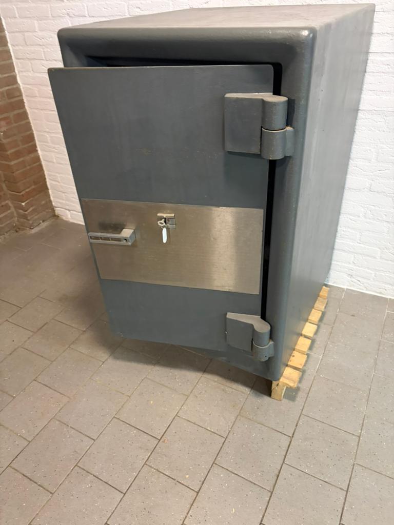 Grote degelijke kluis, Ophalen, Gebruikt, Brandkast