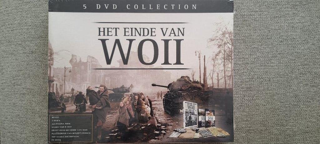 Het einde van WOII box met boek en 5 dvds, Ophalen of Verzenden, Tweede Wereldoorlog, Nieuw, Algemeen