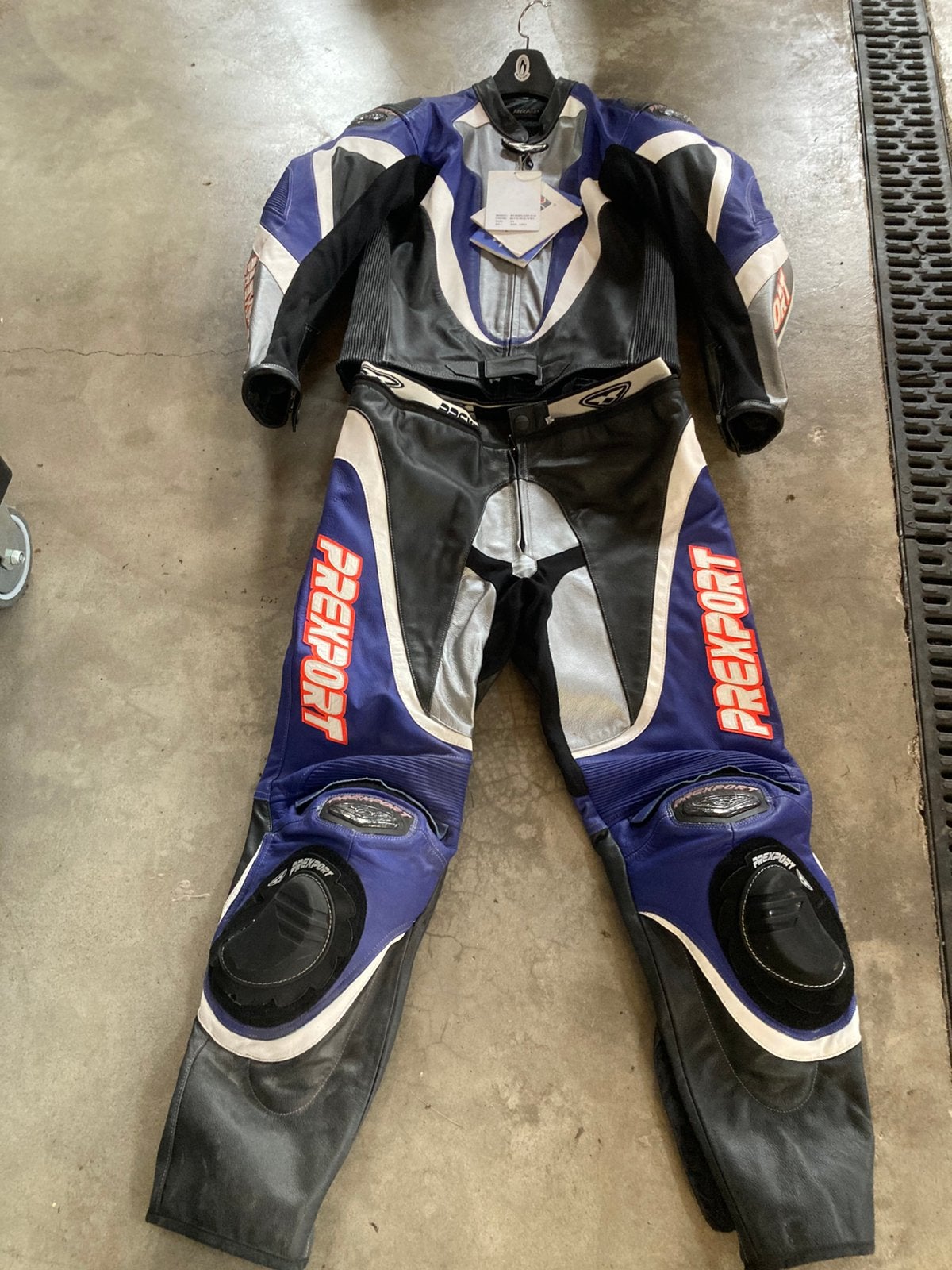 Restpartij motor kleding, tanktassen etc, Ophalen, Nieuw zonder kaartje
