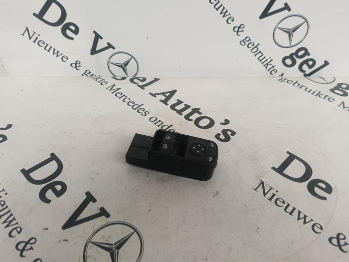 Combischakelaar ramen van een Mercedes Sprinter, Auto-onderdelen, -, Nieuw, Ophalen of Verzenden, -