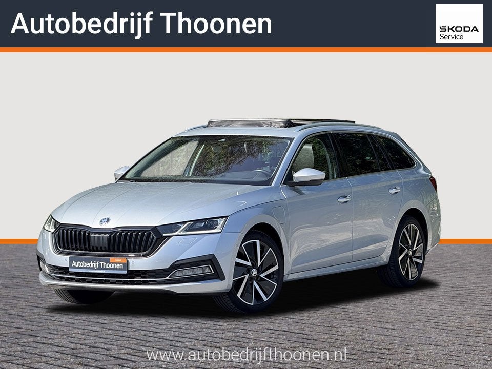 Skoda Octavia Combi 1.4 TSI iV PHEV Style | Leer | Pano | HU
