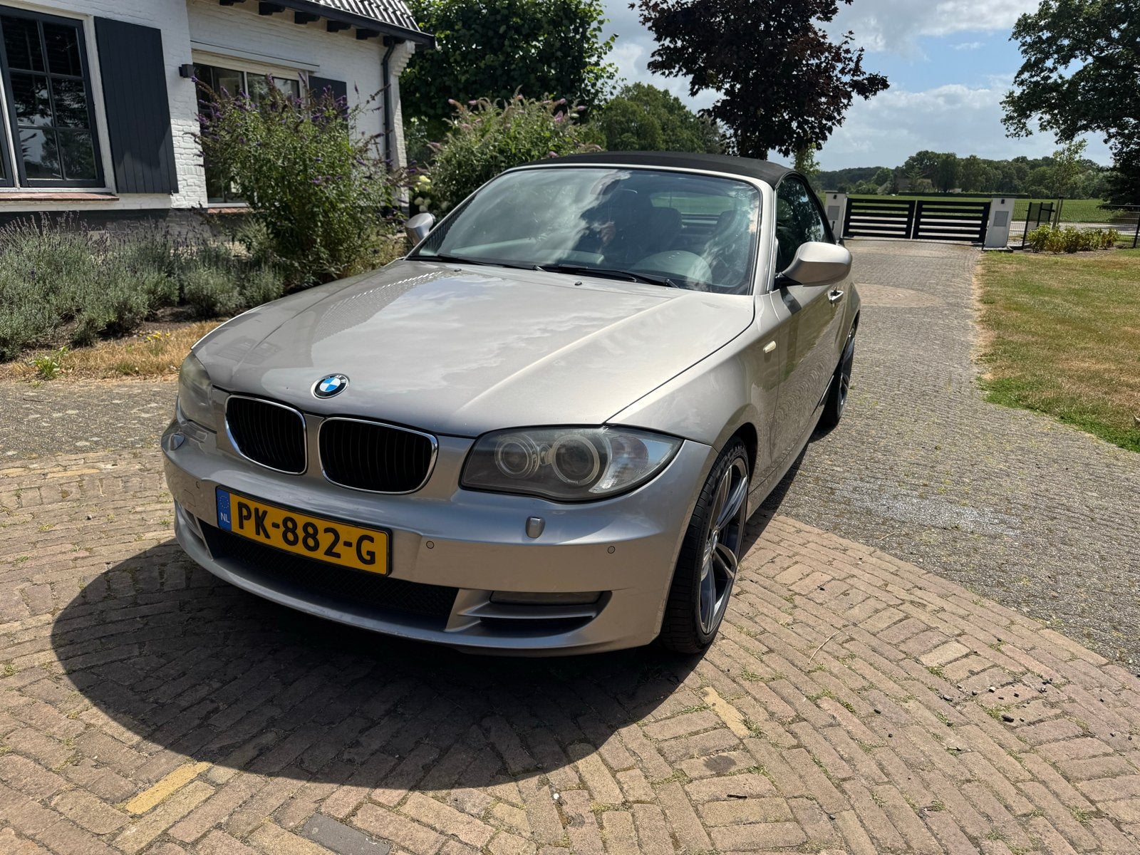 BMW 1-Serie 2.0 D 123D 150KW Cabrio 2011 Grijs, 1-Serie, Achterwielaandrijving, 1995 cc, 4 cilinders