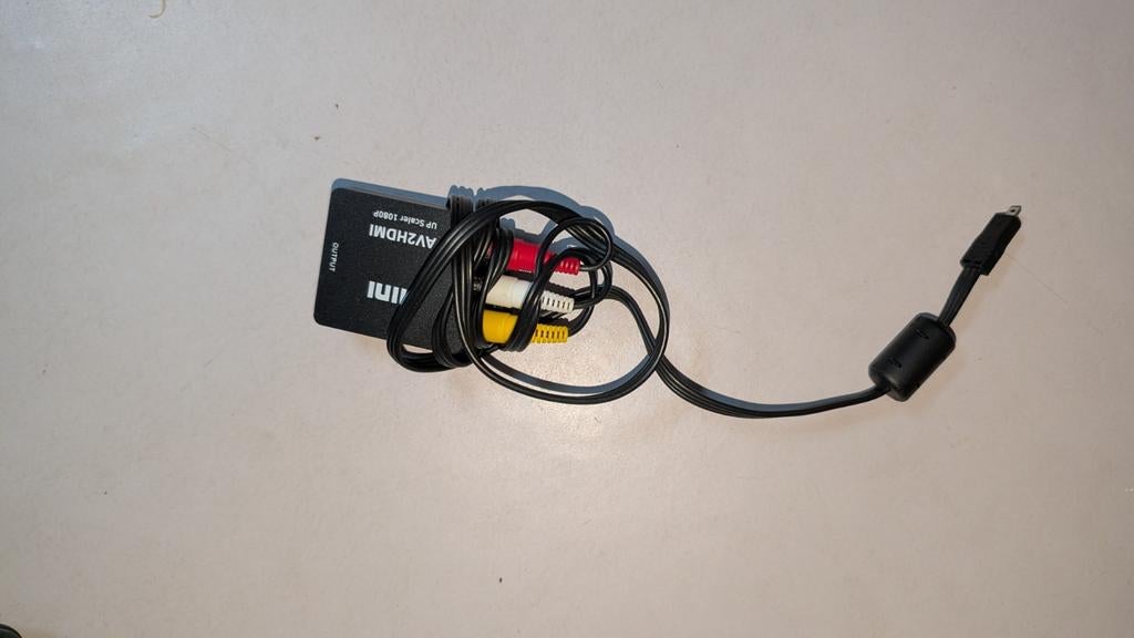 AV naar HDMI Converter/Upscaler (720p/1080p), Audio, Tv en Foto, Audiokabels en Televisiekabels, Ophalen of Verzenden