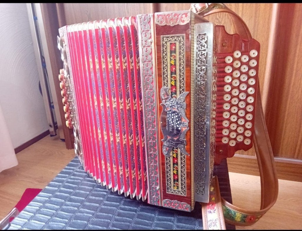 Steirische Harmonica, Muziek en Instrumenten, Accordeons, Gebruikt, Overige formaten, Met koffer, Knopaccordeon