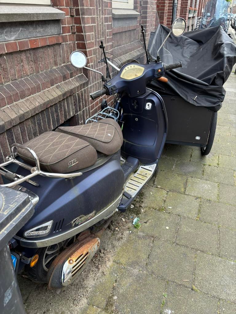 Opknapper:  GTS Scooter, Ophalen, Gebruikt, Benzine, Overige merken