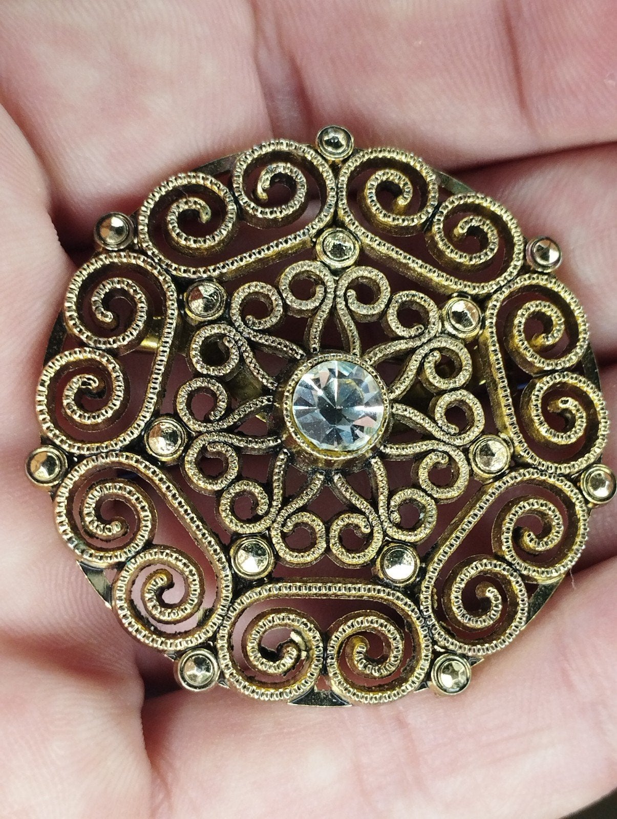 Prachtige vintage broche in groot formaat, Ophalen of Verzenden, Zo goed als nieuw, Overige materialen
