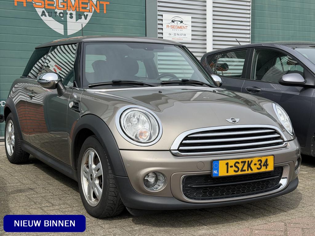 MINI Mini 1.6 One Holland Street / Pano-dak / Navi / Leer, Voorwielaandrijving, Gebruikt, Euro 6, 4 cilinders