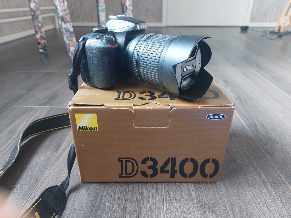 Nikon D3400 incl. complete uitrusting, Audio, Tv en Foto, Fotocamera's Digitaal, Spiegelreflex, Ophalen of Verzenden, Zo goed als nieuw