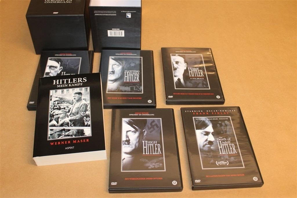 Adolf Hitler Opkomst en Ondergang — 5 DVD + Boek, Alle leeftijden, Ophalen of Verzenden, Zo goed als nieuw, Oorlog of Misdaad