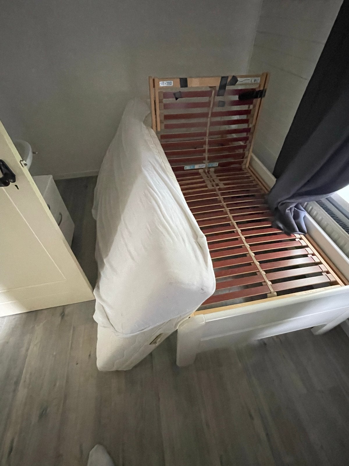 Gratis af te halen – eenpersoonsbed 90x200 incl. matras, Huis en Inrichting, Ophalen
