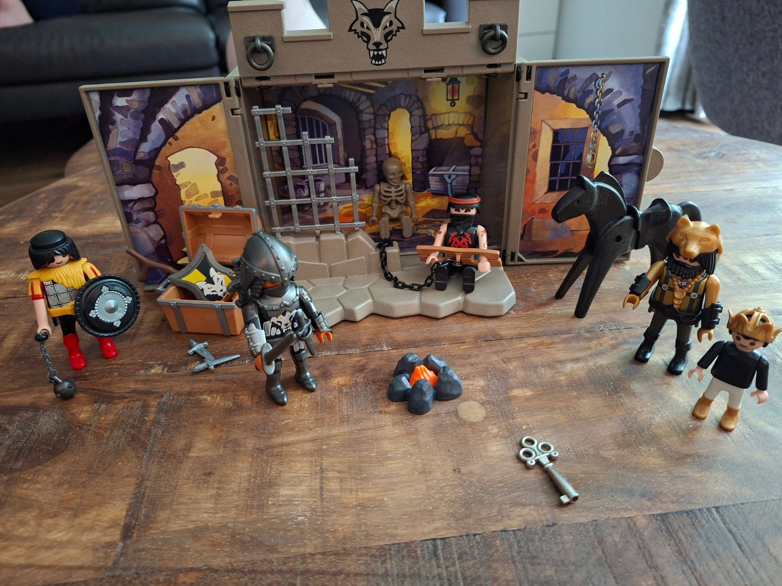 Playmobil Drakenburcht met ridders en accessoires, Ophalen of Verzenden, Zo goed als nieuw