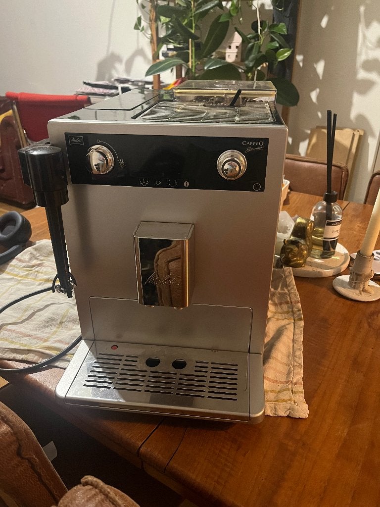 Melitta caffeo gourmet kapot, Ophalen, Koffiemachine, Koffiebonen, Niet werkend