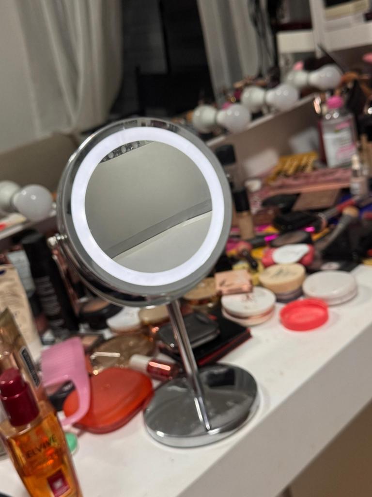 Make-up spiegel met LED verlichting, Huis en Inrichting, Woonaccessoires | Spiegels, Ophalen of Verzenden