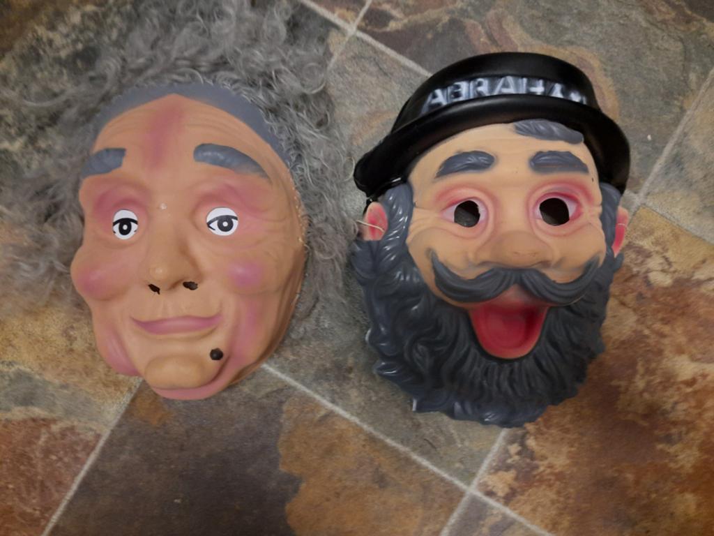 Abraham Sara pop en maskers,pruik,opgevuld,50jaar verjaardag, Ophalen of Verzenden, Abraham of Sarah