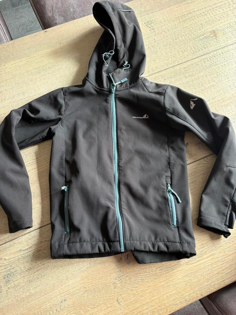Zomerjas softshell mountainpiek maat 140, Kinderen en Baby's, Kinderkleding | Maat 140, Ophalen of Verzenden, Zo goed als nieuw