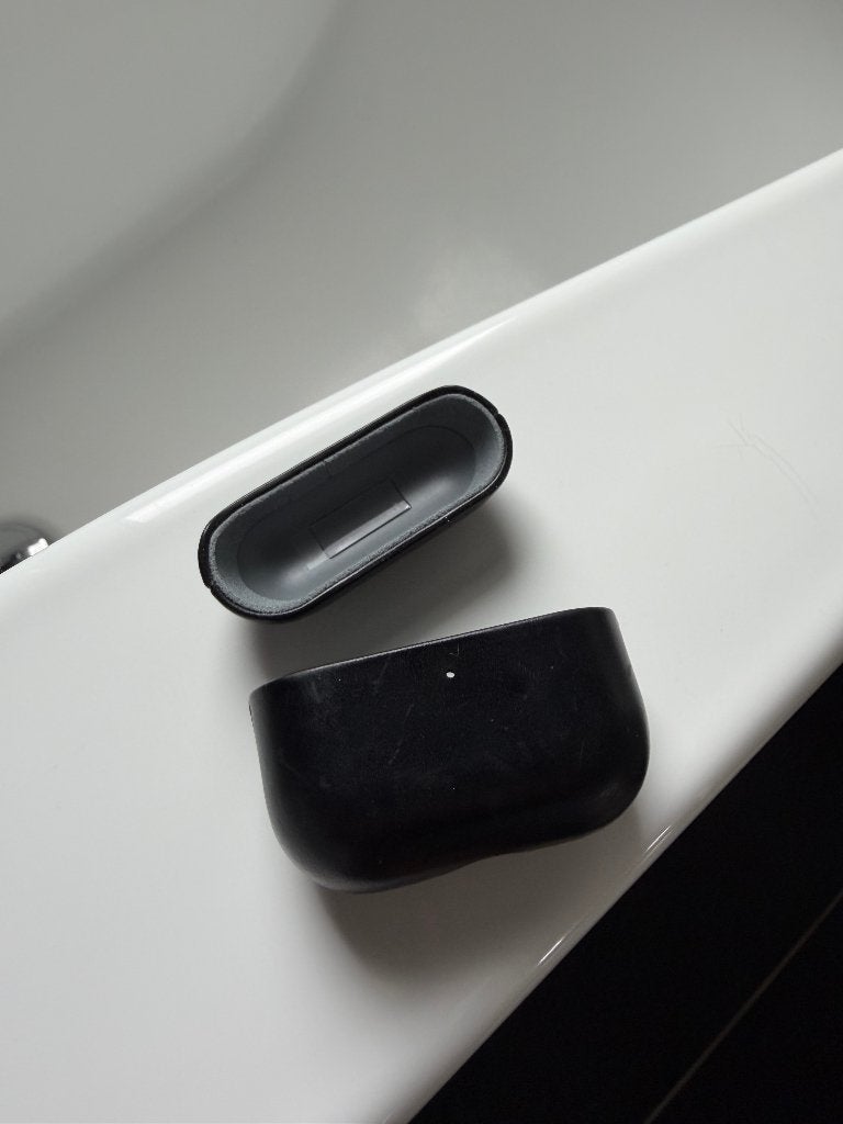 Icarer airpods pro 3 zwarte case hoesje, Ophalen, Zo goed als nieuw