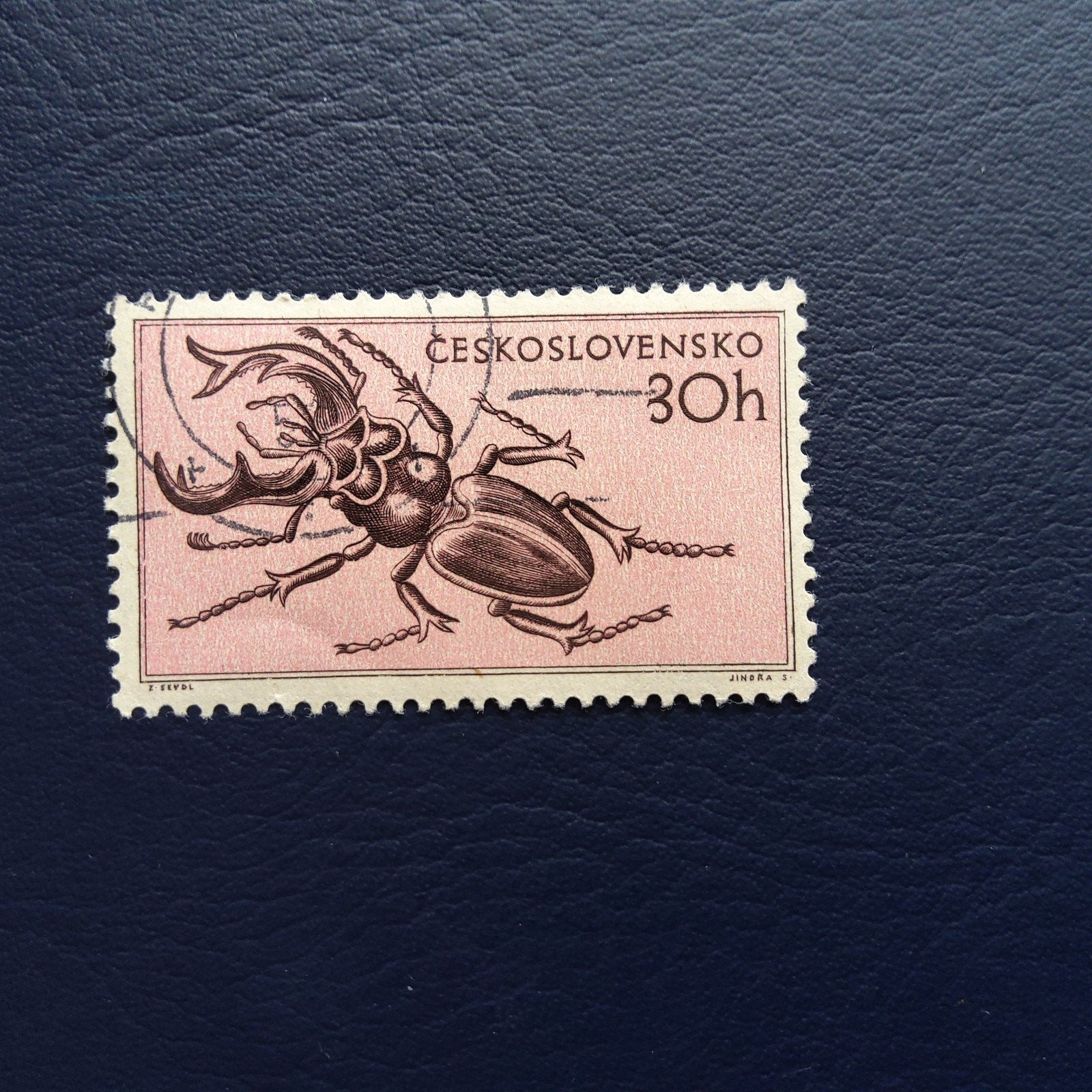 Tsjechoslowaakse postzegel 30h met kever, Ophalen of Verzenden