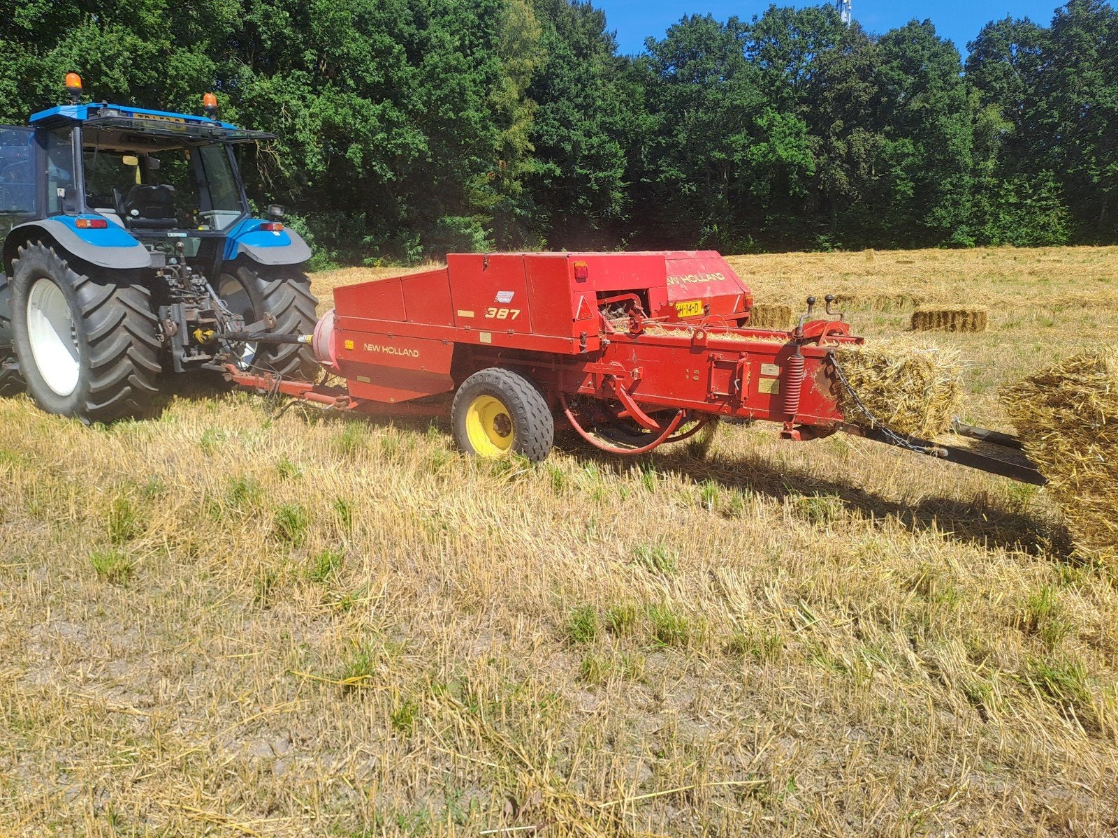 New Holland hayliner 387 balenpers hooipers stropers, Ophalen, -, Oogstmachine, -