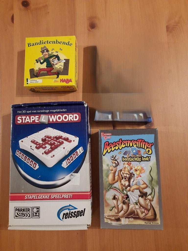 Diverse gezelschapsspellen in reisformaat, deel 1, Ophalen of Verzenden, Zo goed als nieuw
