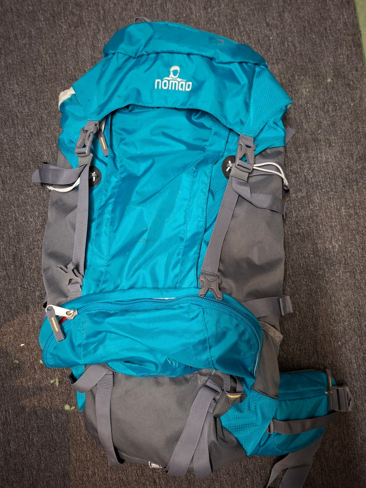 Backpack Nomad 55-65 liter, Ophalen, 30 cm of meer, Zo goed als nieuw, 60 tot 80 cm