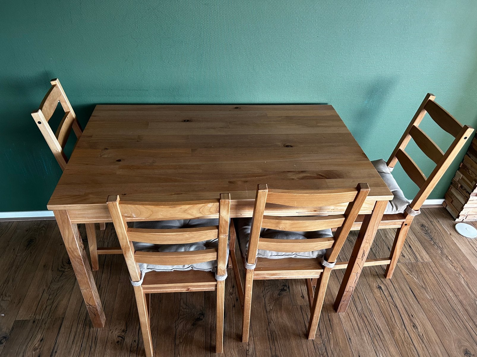 IKEA JOKKMOKK Dining Table with 4 Chairs & Cushions, Ophalen, Zo goed als nieuw, Rechthoekig, 50 tot 100 cm