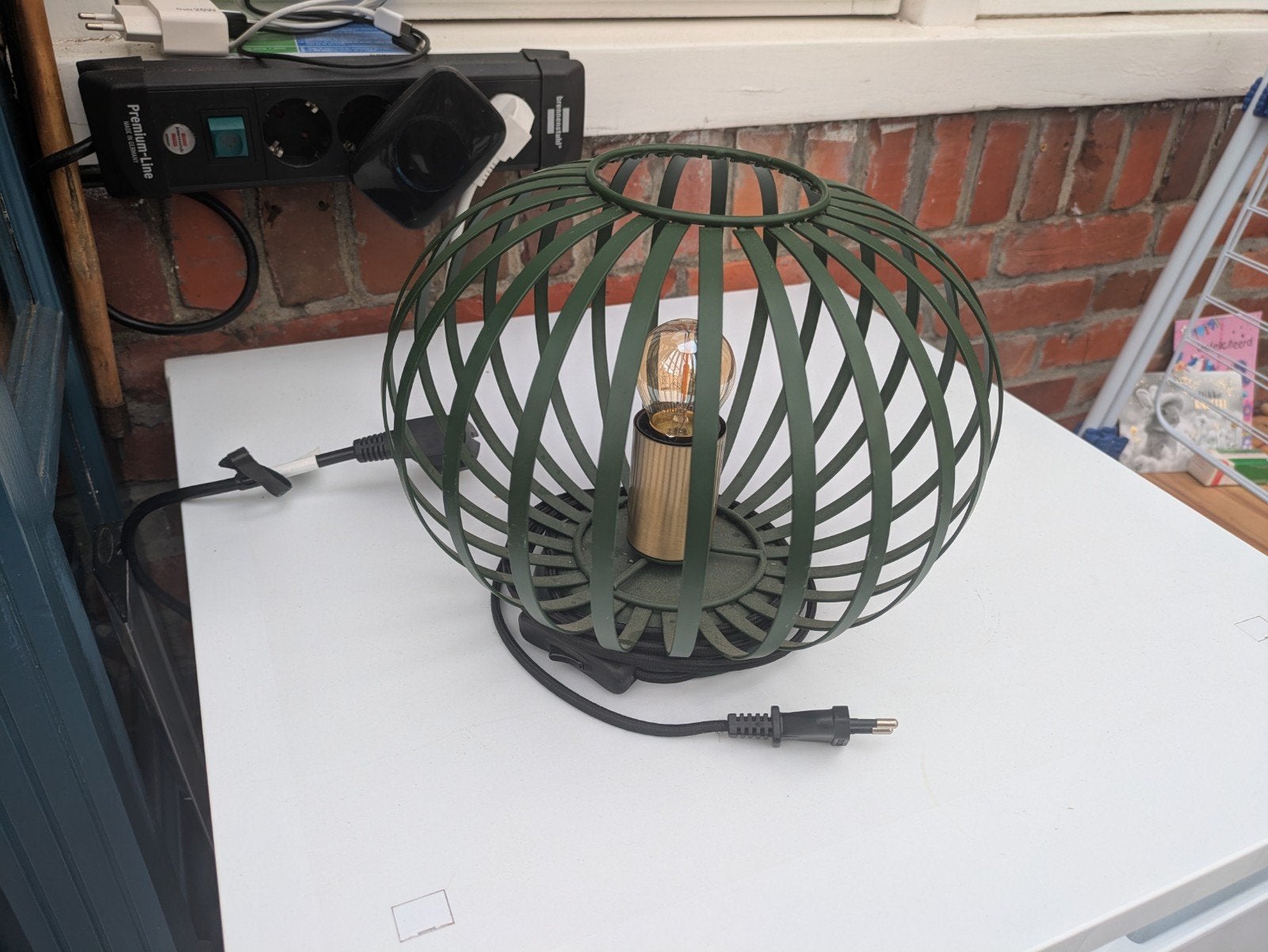 Groene metalen tafellamp met open design en E27 fitting, Overige merken, E27 (groot), Zo goed als nieuw, Groen