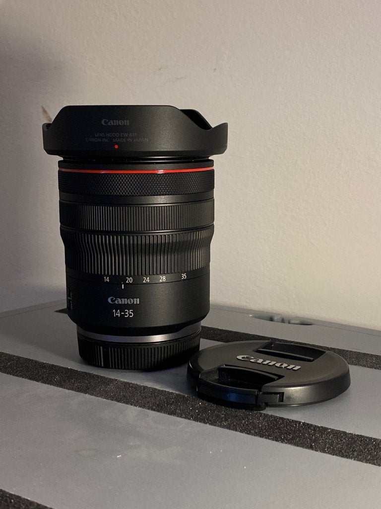 Canon RF 14-35mm f4 L IS USM, Audio, Tv en Foto, Fotografie | Lenzen en Objectieven, Ophalen, Zo goed als nieuw, Groothoeklens