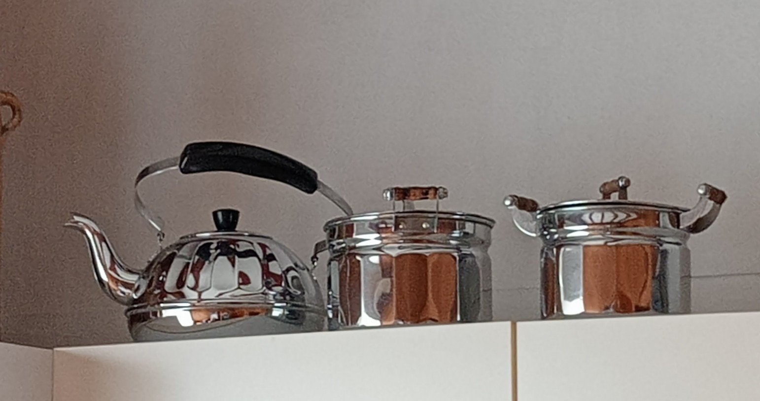 Roestvrijstalen fluitketel en pannen Vintage, Pannenset, Ophalen of Verzenden, Zo goed als nieuw, Rvs