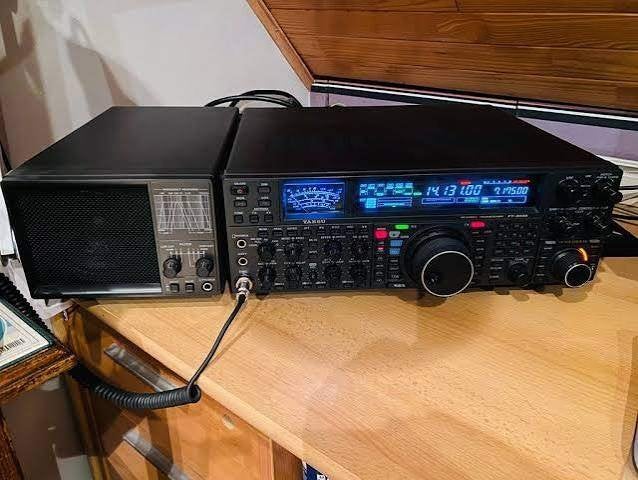 Yaesu FT2000, Ophalen, Gebruikt, Zender en Ontvanger