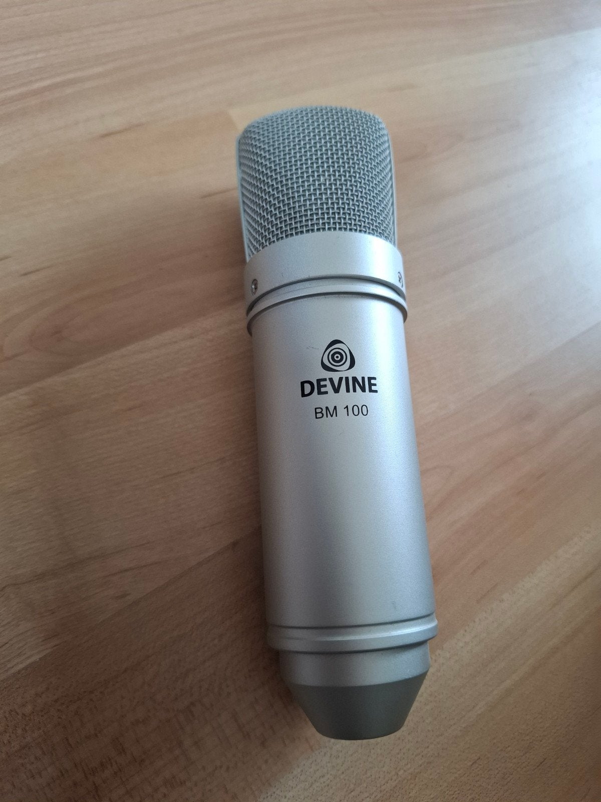 Devine BM 100, Ophalen of Verzenden, Zo goed als nieuw, Studiomicrofoon