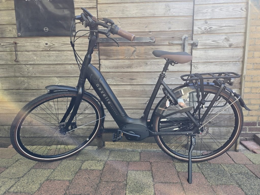 Gazelle Grenoble C8 HMB, Ophalen, Zo goed als nieuw, 51 tot 55 cm, 50 km per accu of meer