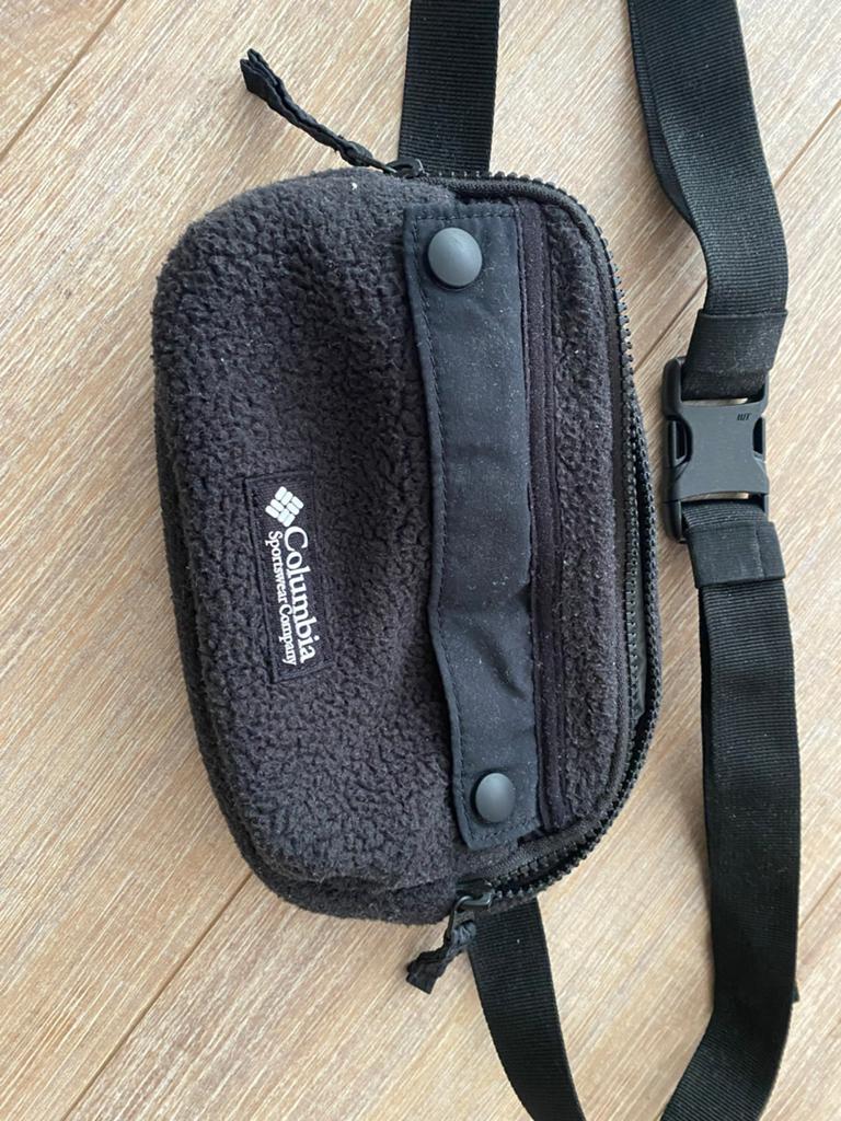 Columbia Sportswear Company Heuptasje - Zwart Fleece, Overige merken, Minder dan 30 cm, Ophalen of Verzenden, Minder dan 25 cm
