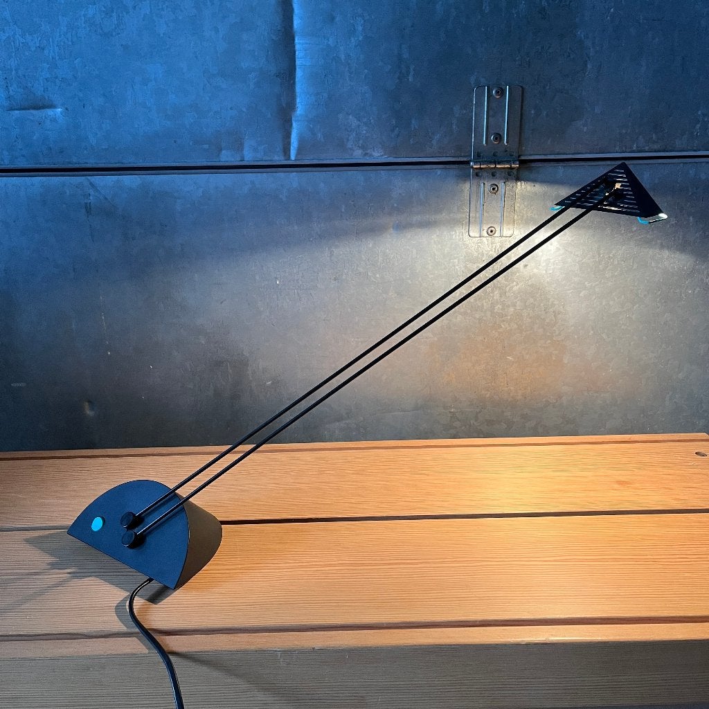 Post Modern lamp Indoor Priola door Ad van Berlo, Gebruikt, Indoor, Overige materialen, Priola