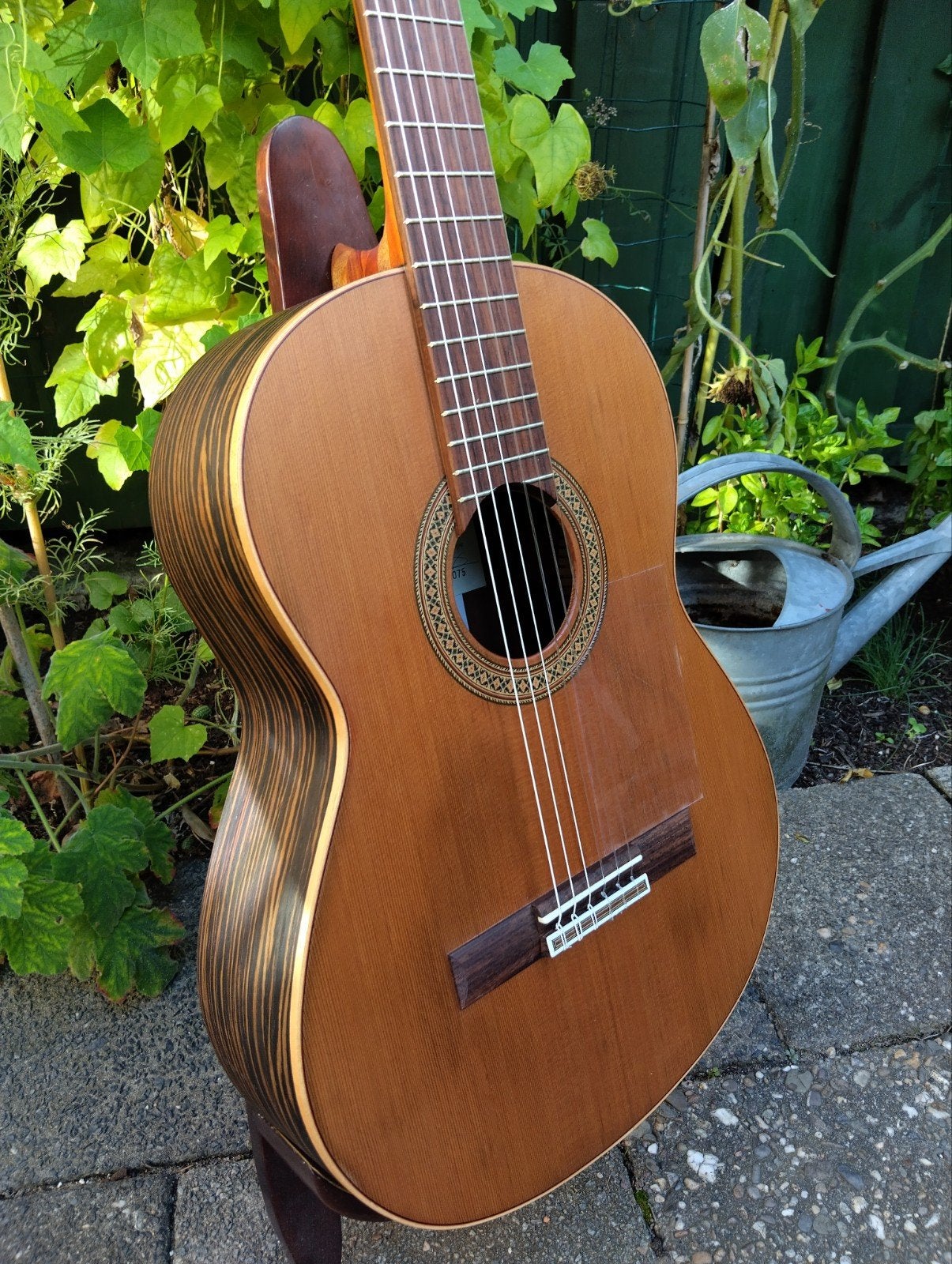 Spaanse klassieke of flamenco gitaar, Ophalen of Verzenden, Zo goed als nieuw, Klassieke of Spaanse gitaar, Met koffer