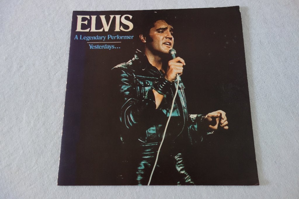 Elvis Presley albuminleg Yesterdays, Ophalen of Verzenden, Zo goed als nieuw, Boek, Tijdschrift of Artikel