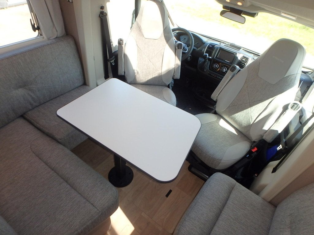 Bürstner Campeo TD 660 NU VOOR € 104.950,0, Automaat, Fiat, ABS, 6 tot 7 meter