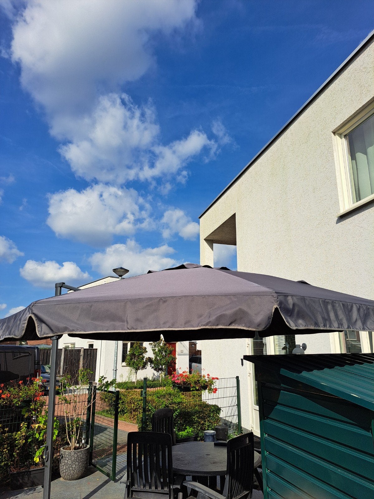 Zweefparasol met granieten voet, Tuin en Terras, Ophalen, 2 tot 3 meter, Kantelbaar, Zweefparasol